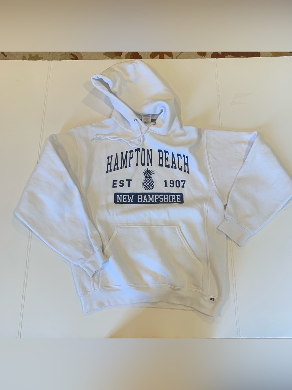 Russell Unisex Men’s Medium White Hampton Beach NH Pullover Hoodie Sweatshirt